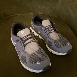 On Cloud 5 Shoes